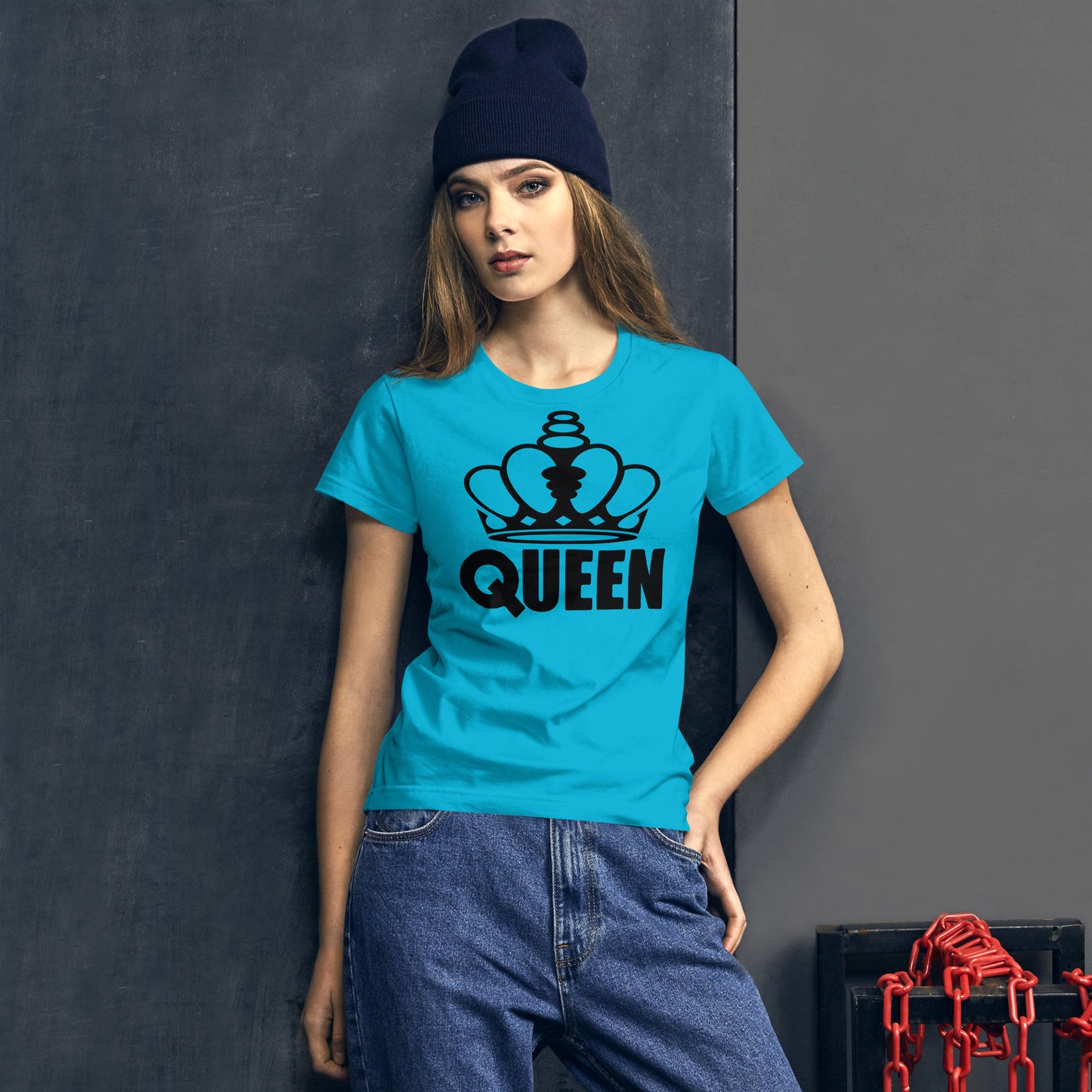 Queen Fitted T-shirt
