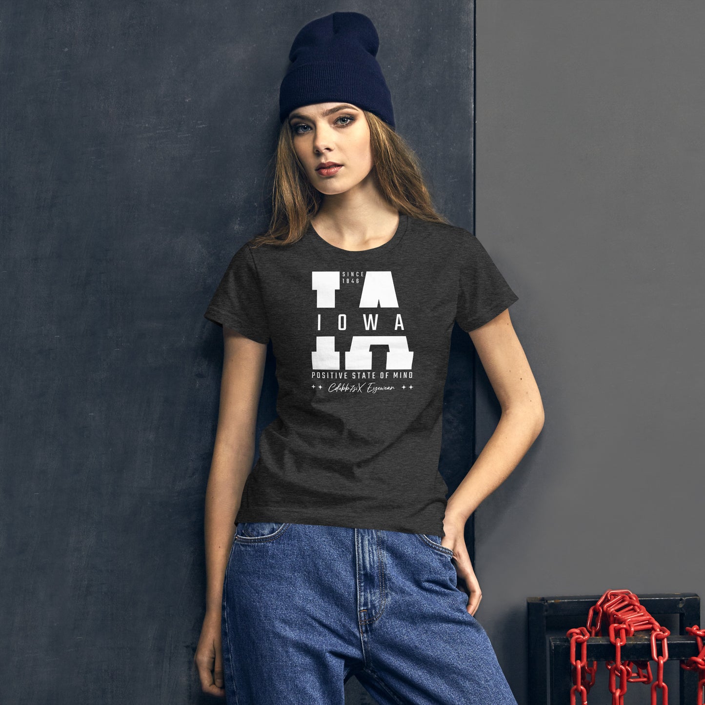 IOWA Fitted T-shirt