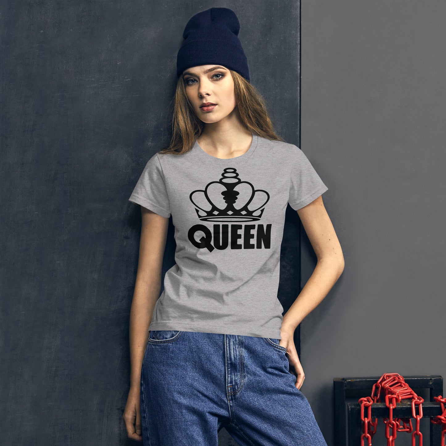 Queen Fitted T-shirt