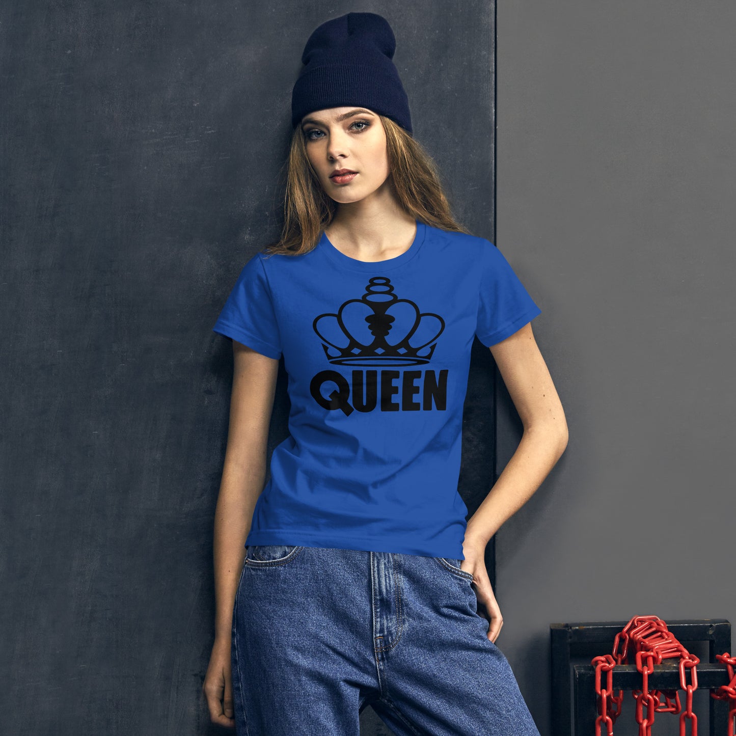 Queen Fitted T-shirt